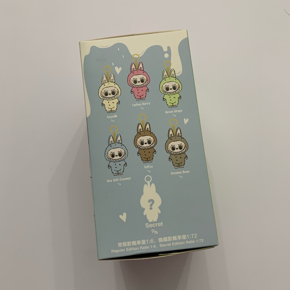 100% Authentic Lychee Berry Labubu - Picture 3 of 10